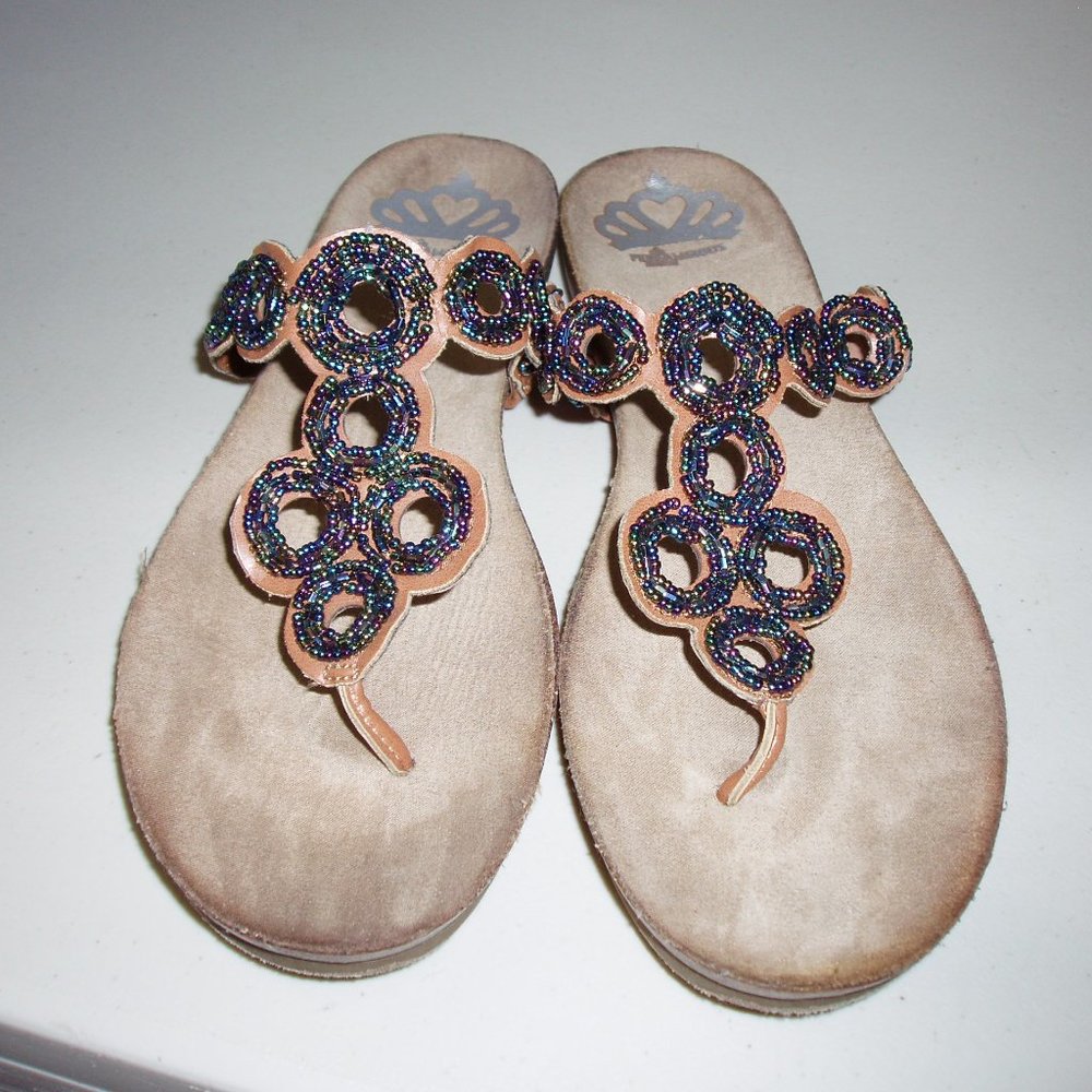 EUC Fergaligious Toe Sandal W/Multicolor Beads 7.5